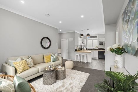 Photo of property in 1a Miro Street, Woburn, Lower Hutt, 5010