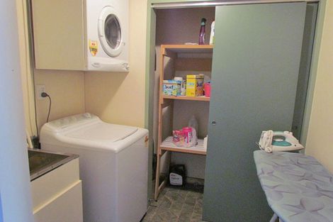 Photo of property in 17 Howe Street, North Dunedin, Dunedin, 9016