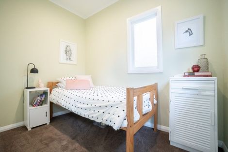 Photo of property in 24 Thomson Street, West End, Palmerston North, 4412