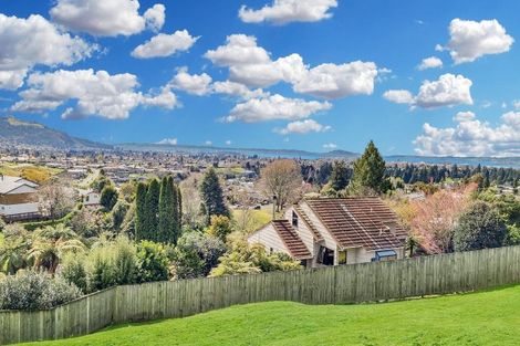 Photo of property in 3a Haratua Place, Springfield, Rotorua, 3015