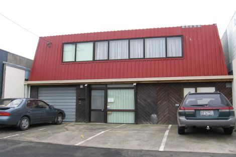 Photo of property in 20 Waverley Street, South Dunedin, Dunedin, 9012
