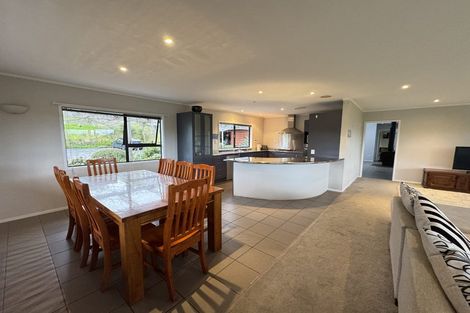 Photo of property in 1435 Old North Road, Helensville, 0875