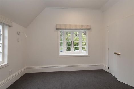 Photo of property in 21 Cheviot Road, Lowry Bay, Lower Hutt, 5013