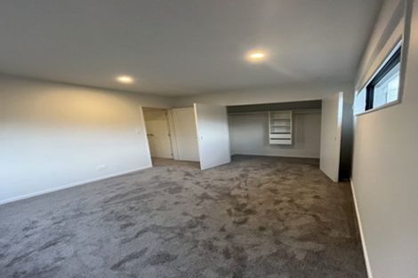 Photo of property in 9 Renata Crescent, Te Atatu Peninsula, Auckland, 0610