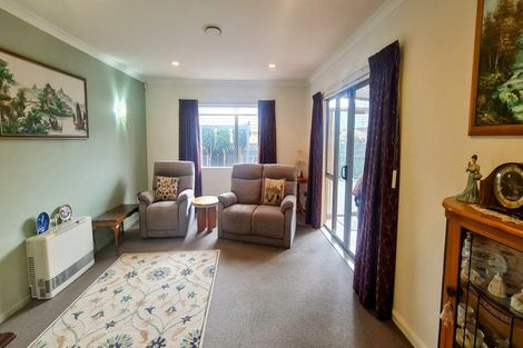 Photo of property in 5 Manhattan Court, Paraparaumu Beach, Paraparaumu, 5032