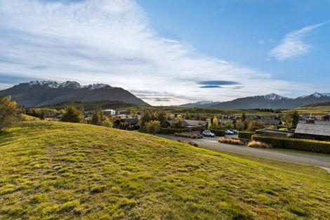 Photo of property in 9 Rannoch Drive, Jacks Point, Queenstown, 9371
