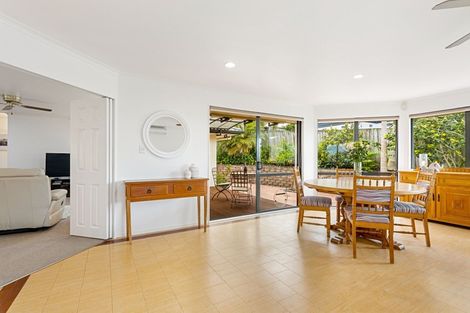 Photo of property in 10 Devana Court, Torbay, Auckland, 0630