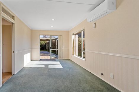 Photo of property in 8 Trossach Place, Wattle Downs, Auckland, 2103