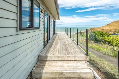 Photo of property in 21 Sunset Parade, Kai Iwi, Whanganui, 4574