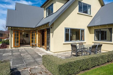 Photo of property in 6 Mallard Place, Mosgiel, 9024