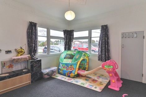 Photo of property in 175 Ferguson Street, West End, Palmerston North, 4412