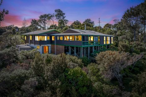 Photo of property in 8 Clayden Drive, Gulf Harbour, Whangaparaoa, 0930
