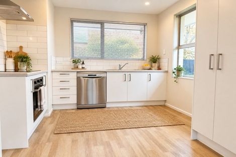 Photo of property in 1/4 Grove Road, Addington, Christchurch, 8024