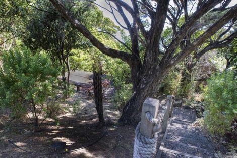 Photo of property in 37 Russell Heights, Russell, 0202