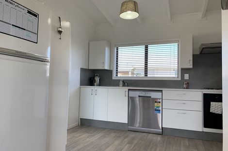 Photo of property in 43 Trevor Hosken Drive, Wiri, Auckland, 2104