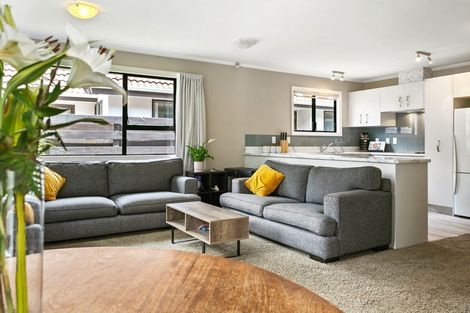 Photo of property in 2/128 Te Heuheu Street, Taupo, 3330