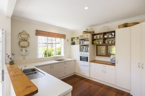 Photo of property in 31 Elmira Avenue, Hokowhitu, Palmerston North, 4410