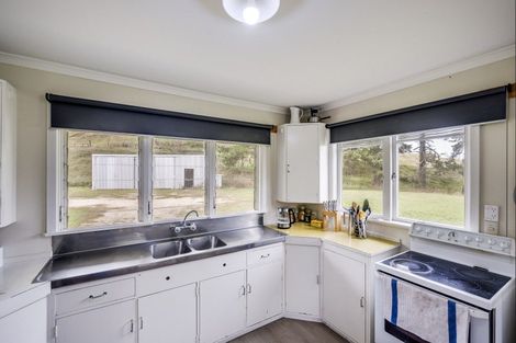 Photo of property in 1199 Middle Road, Poukawa, Hastings, 4178