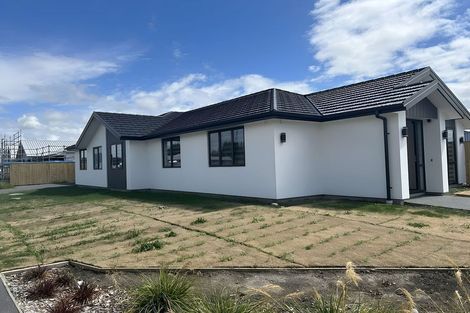 Photo of property in 16 Waterford Farm Road, Halswell, Christchurch, 8025