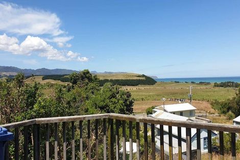 Photo of property in 346 Cape Palliser Road, Whangaimoana, Pirinoa, 5772