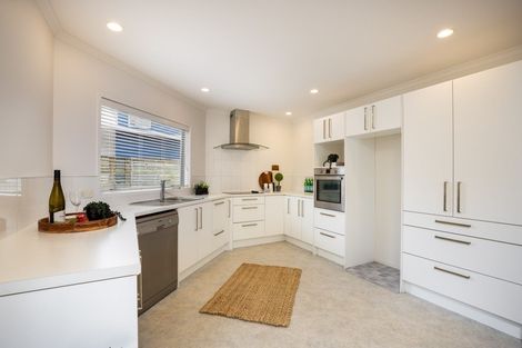 Photo of property in 3 Mill Road, New Plymouth, 4310