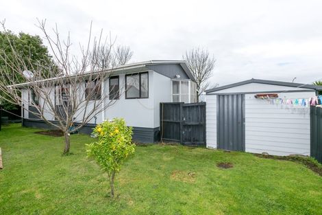 Photo of property in 4 Sequoia Place, Pukete, Hamilton, 3200