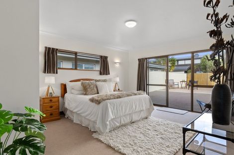 Photo of property in 269 Beach Road, Matua, Tauranga, 3110