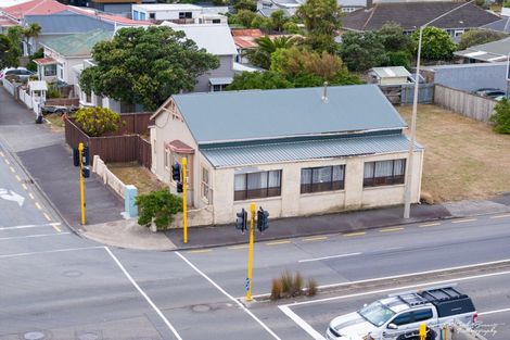 Photo of property in 2 Cuba Street, Petone, Lower Hutt, 5012