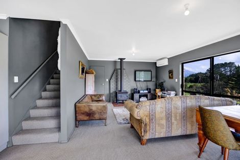 Photo of property in 89a Cornwall Road, Eltham, Hawera, 4673