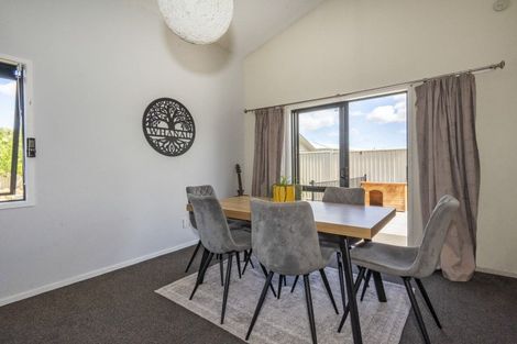 Photo of property in 70 Kirkwood Road, Flaxmere, Hastings, 4120