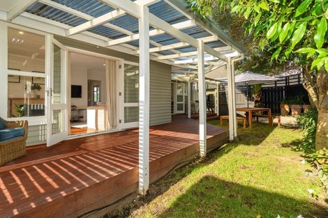 Photo of property in 457a Fraser Street, Parkvale, Tauranga, 3112