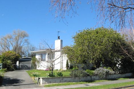 Photo of property in 3 James Cook Street, Havelock North, 4130