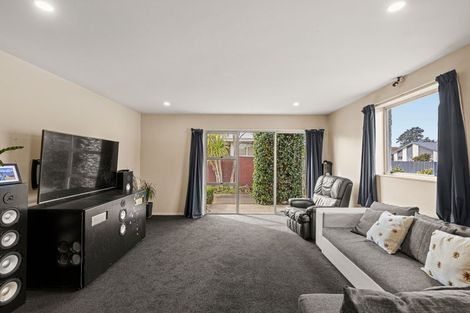 Photo of property in 1/9 Kawau Crescent, Bromley, Christchurch, 8062