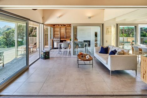 Photo of property in 16 Bothamley Lane, Titahi Bay, Porirua, 5022