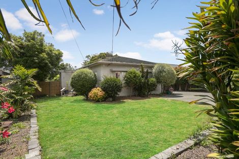 Photo of property in 5 Alverston Street, Waterview, Auckland, 1026