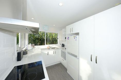 Photo of property in 2/18 Palatine Terrace, Huntsbury, Christchurch, 8022