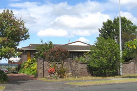 Photo of property in 157 Luckens Road, West Harbour, Auckland, 0618