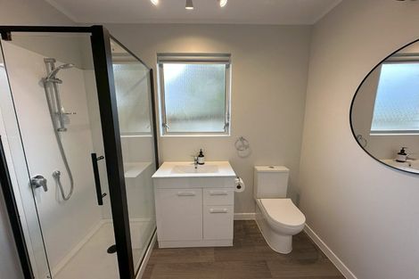 Photo of property in 2 Rawene Street, Waikanae, 5036