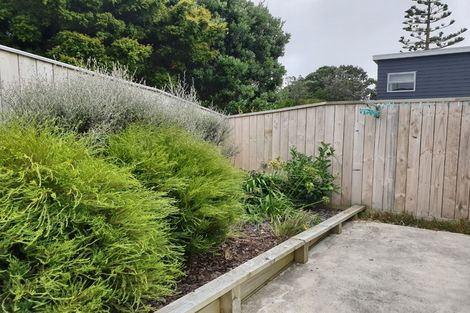 Photo of property in 8a Opapa Street, Titahi Bay, Porirua, 5022