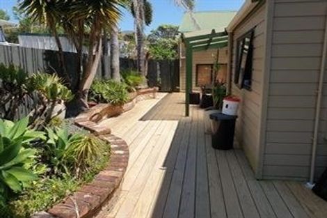 Photo of property in 14 Chablis Place, Henderson, Auckland, 0612