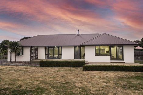 Photo of property in 10 Epping Place, Burnside, Christchurch, 8053