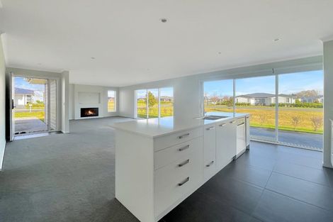 Photo of property in 12 Bastille Court, Rangatira Park, Taupo, 3330