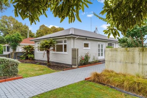 Photo of property in 5 Hillmorton Street, Hillmorton, Christchurch, 8024