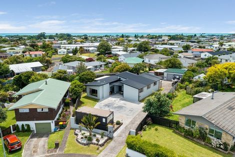 Photo of property in 22 Villa Place, Bell Block, New Plymouth, 4312