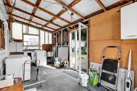 Photo of property in 6 London Street, Eltham, 4322