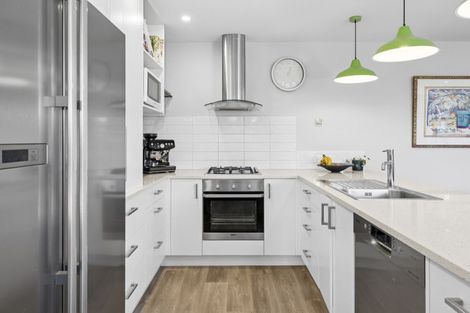 Photo of property in 33 Sherwin Avenue, Albert Town, Wanaka, 9305