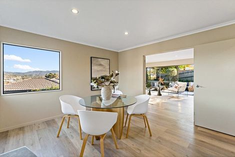 Photo of property in 18 Mckinley Road, Sunnyvale, Auckland, 0612