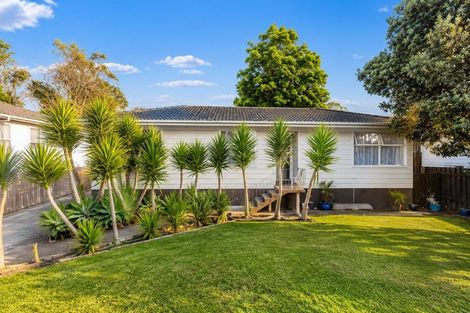 Photo of property in 3 Smedley Street, Manurewa, Auckland, 2102