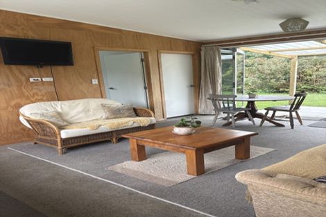 Photo of property in 280 Koru Road, Koru, New Plymouth, 4374