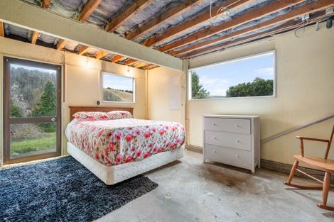 Photo of property in 4 Hill Street, Lawrence, 9532